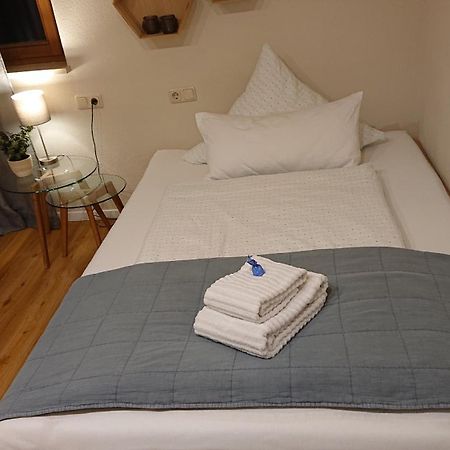 Gemuetliche Ferienwohnung Am Ortsrand 크루즈월타임 외부 사진