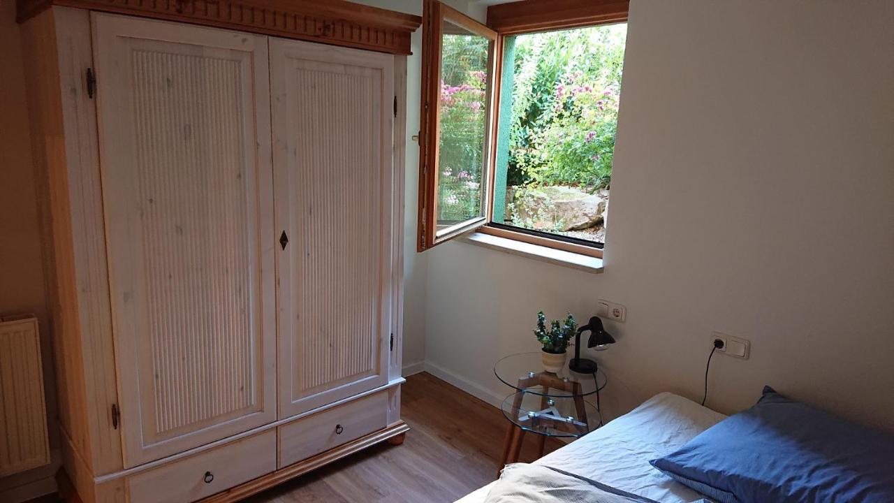 Gemuetliche Ferienwohnung Am Ortsrand 크루즈월타임 외부 사진