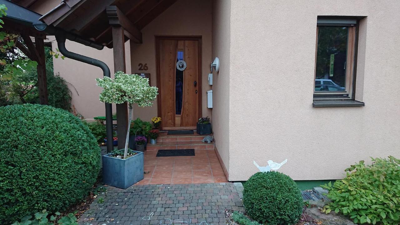 Gemuetliche Ferienwohnung Am Ortsrand 크루즈월타임 외부 사진